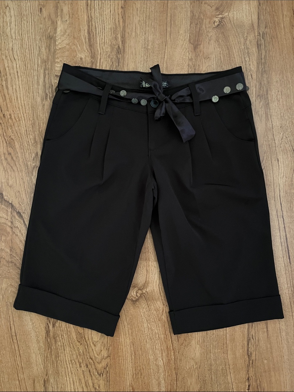Vintage Y2K Lei Wide Leg Crops